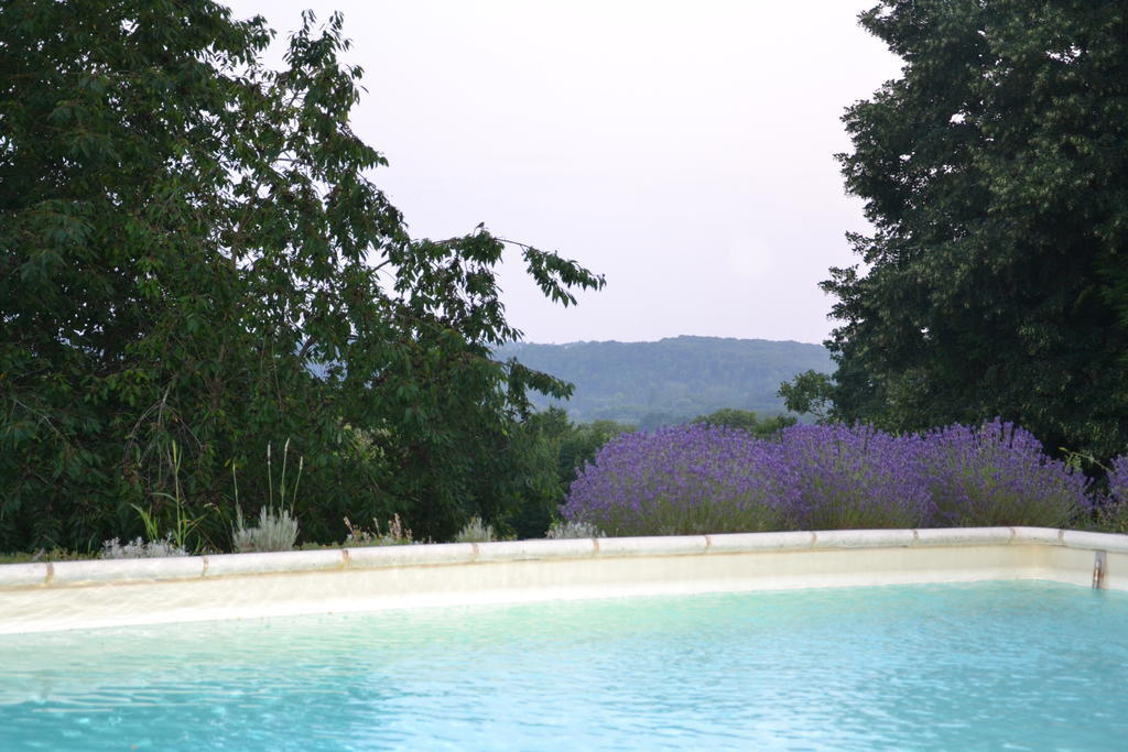 Les Hautes Sources - Esprit De France Ménilles Esterno foto