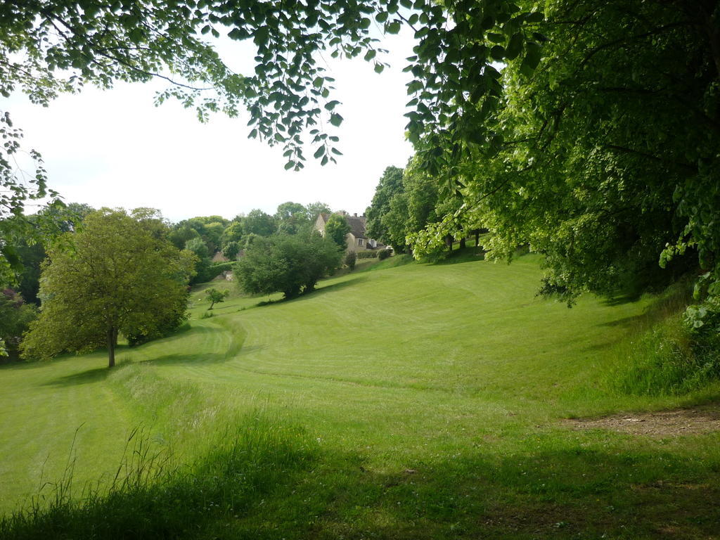 Les Hautes Sources - Esprit De France Ménilles Esterno foto